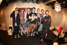 ☆Taku Takahashi（左）とファイナリストの面々。