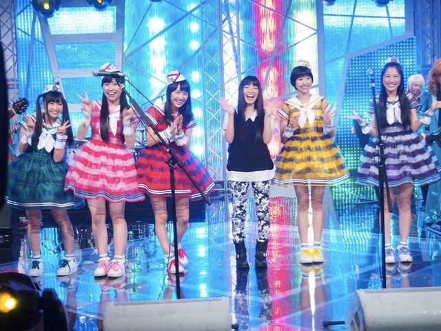 オープニング登場時のmiwaクロ。