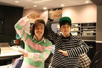 やついいちろうと前山田健一。