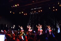 Hep Osaka公演ライブコーナーの様子。