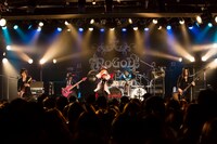 「NoGoD ONE MAN TOUR-2013-【V-21 SHOWTIMES】」ライブの模様。