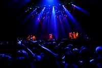 ももいろクローバーZ   (C)Ozzfest Japan