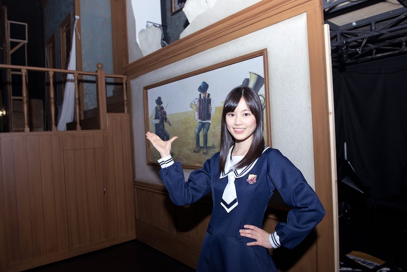 2幕「乃木坂歌劇団~迷宮の花園~」で使用されるセットの一部。