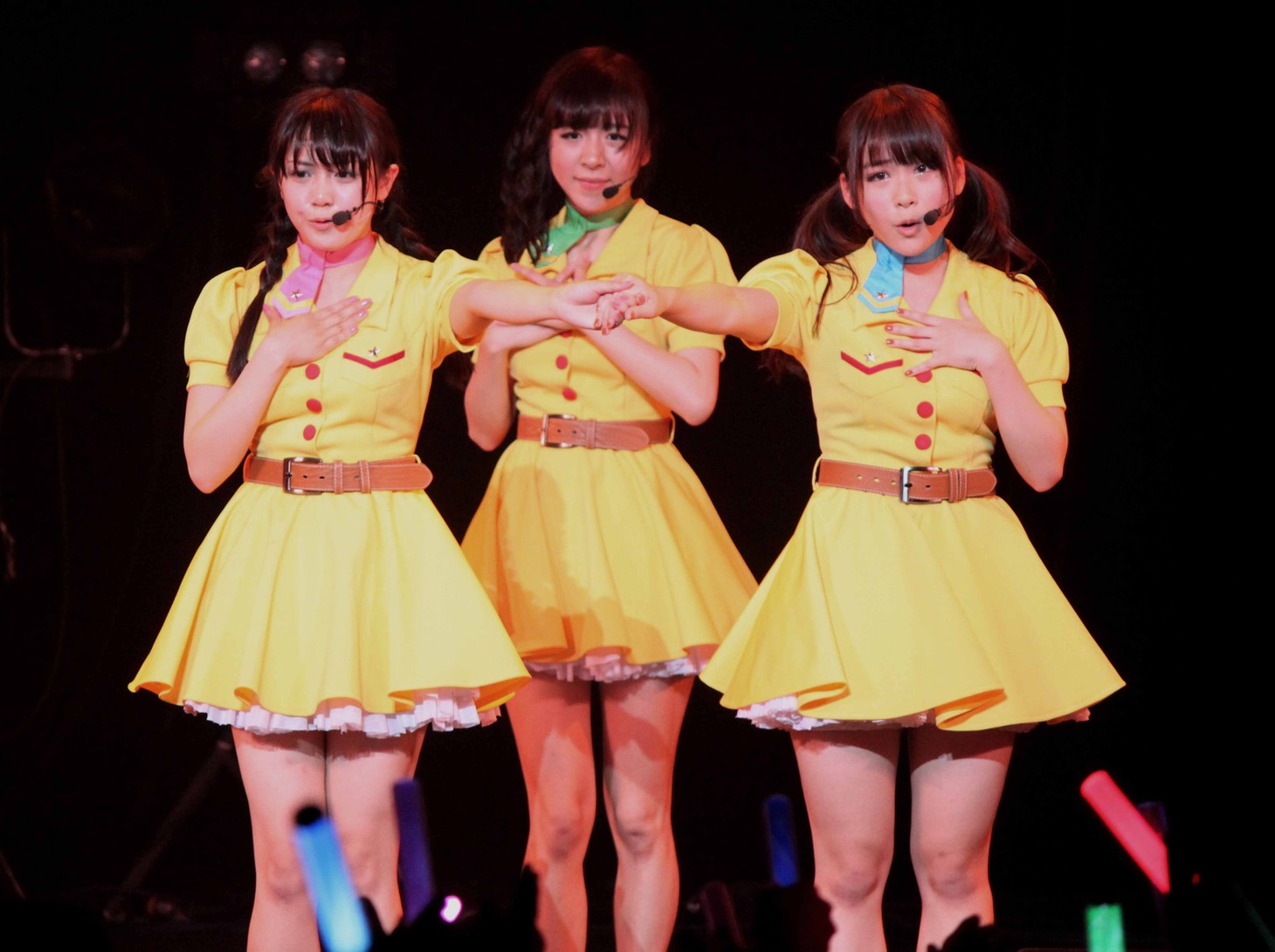 奥仲麻琴、槙田紗子、増井みお（左から）。