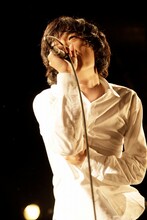 石崎ひゅーい（撮影：河本悠貴）