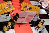 「24時間いただきますっTV」にはももクロの初代ディレクター宮井晶氏、「ラフスタイル」新バージョンのディレクションを務めた佐藤守道氏も参加してアルバム収録曲を解説した。