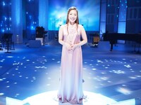 平原綾香「Jupiter」収録時のオフショット。