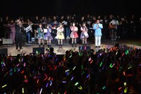 番組出演者と谷村仁司、ゆうぞうによる「サライ」の歌唱で25時間に及ぶ番組は締めくくられた。