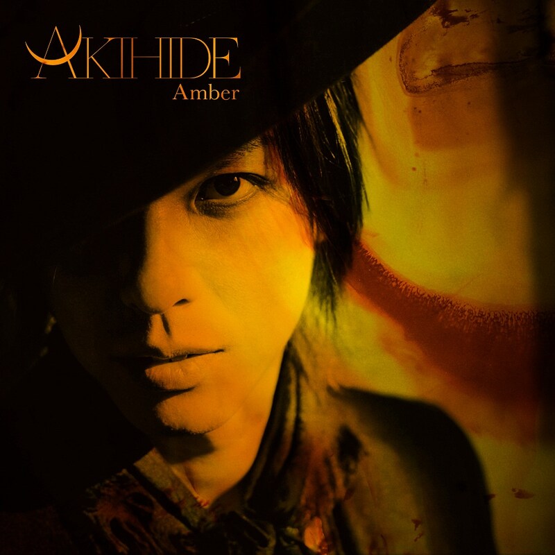 AKIHIDE「Amber」初回限定盤ジャケット