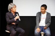 「配達されたい私たち」トークイベントでの佐野元春と古厩智之。