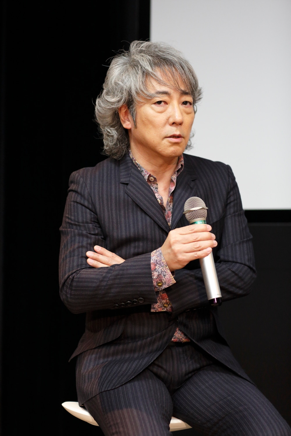 「配達されたい私たち」トークイベントでの佐野元春。