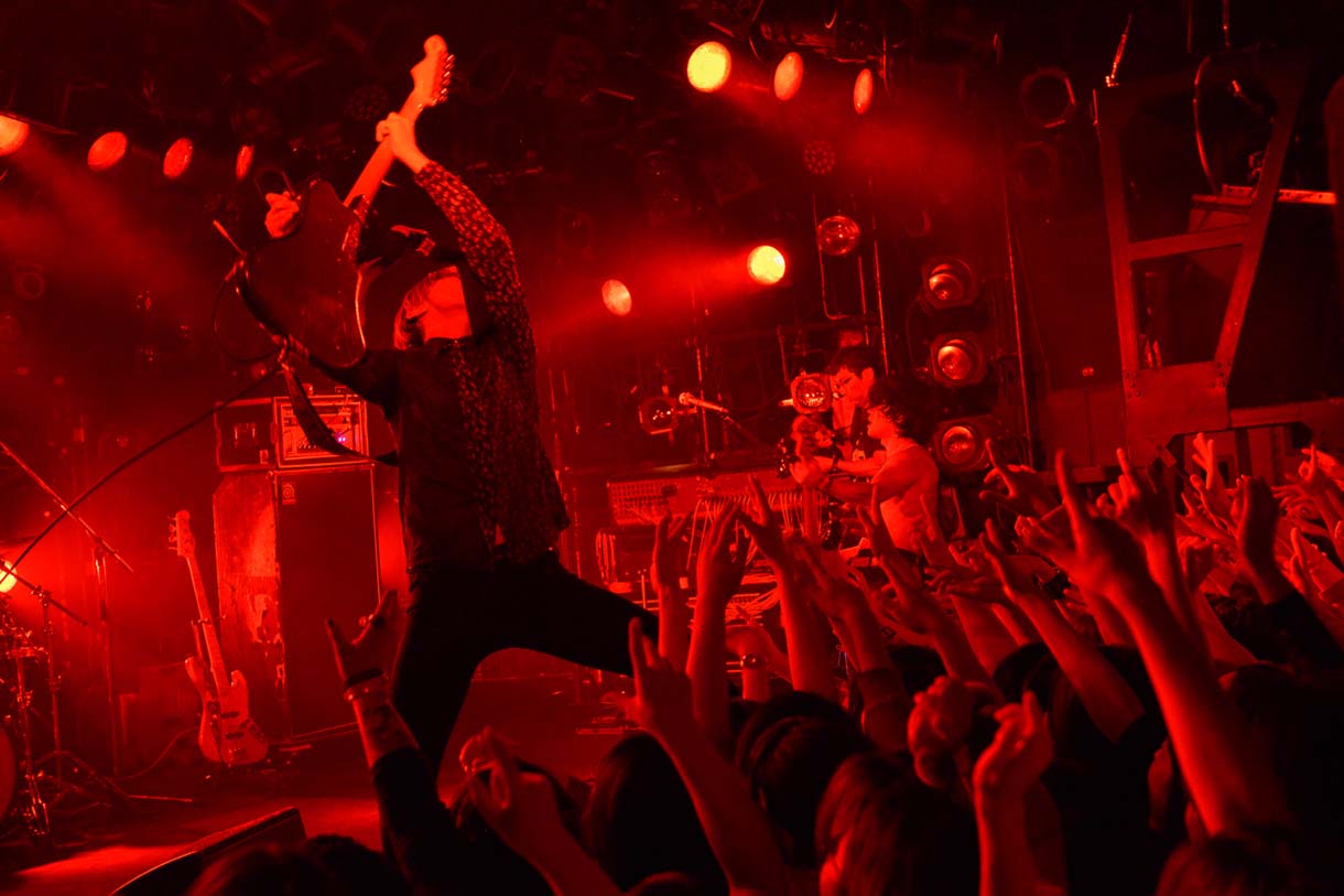 5月16日に行われたツアー「"Pe(r)son A" TOUR」東京・渋谷CLUB QUATTRO公演の模様。