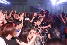 CROSSFAITH (C)Ozzfest Japan