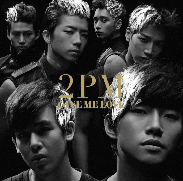 2PM「GIVE ME LOVE」通常盤ジャケット