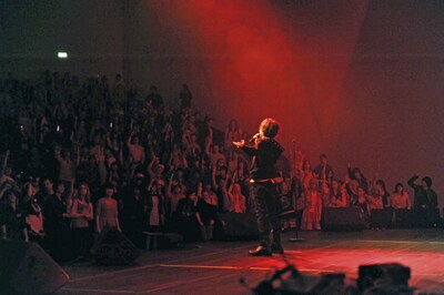 ナノ「DoKomi」ライブの様子。