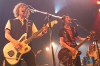 「WEEKEND LOVERS'13」The BirthdayxMANNISH BOYSセッションの様子。（撮影：新保 勇樹）