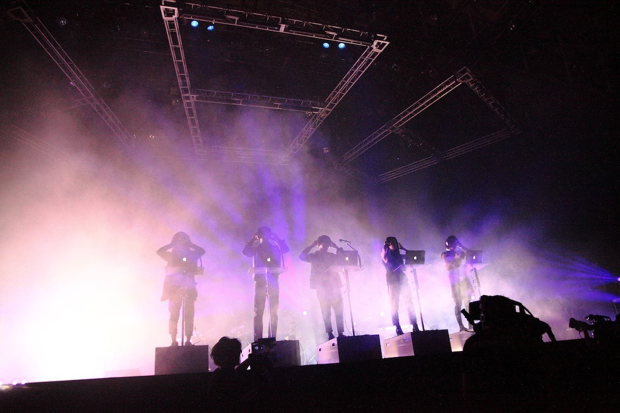 「SAKANAQUARIUM 2013 sakanaction」幕張公演2日目の様子。（撮影：石阪大輔[hatos]）