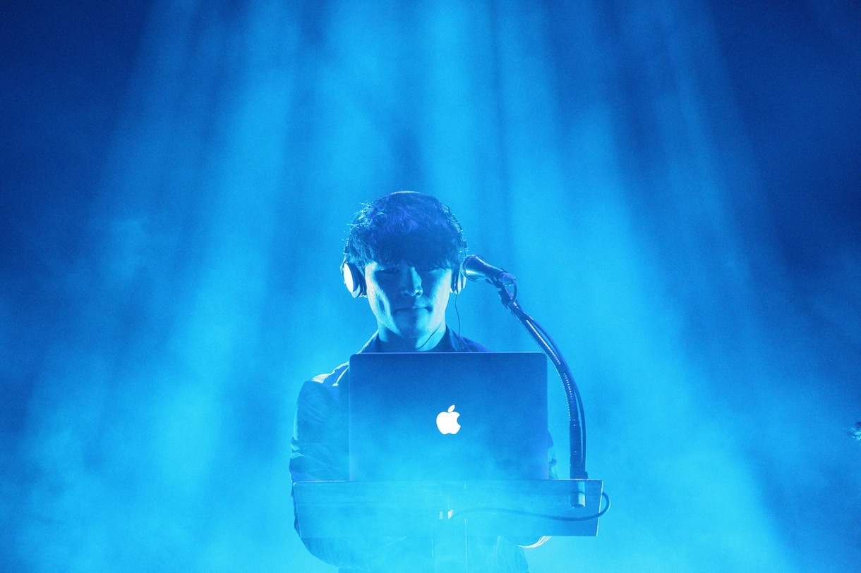 「SAKANAQUARIUM 2013 sakanaction」幕張公演2日目の様子。（撮影：石阪大輔[hatos]）