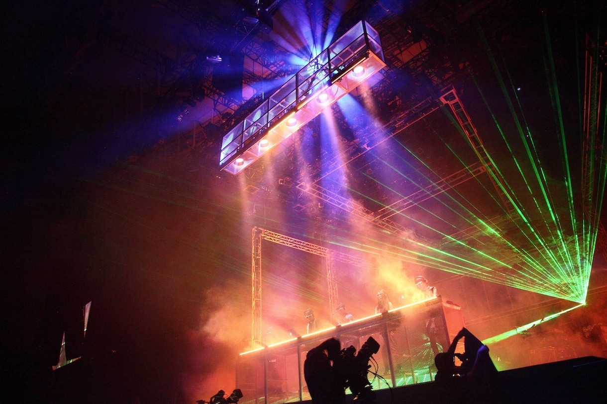 「SAKANAQUARIUM 2013 sakanaction」幕張公演2日目の様子。（撮影：石阪大輔[hatos]）