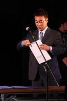 本日5月22日、東京・AKB48劇場での速報結果発表の様子。