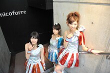 左から伊藤祐奈、外岡えりか、橘ゆりか。