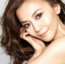 華原朋美「REAM-Self Cover Best」初回限定盤ジャケット