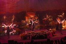 米米CLUB「天然-NATURAL-」ライブシーン