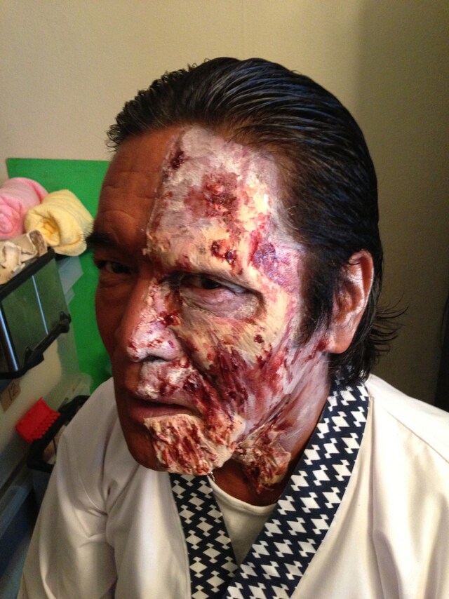 ゾンビ化した松崎しげる。