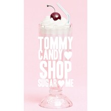 Tommy february6「TOMMY CANDY SHOP ▼ SUGAR ▼ ME」の初回限定盤はロングデジパック仕様。