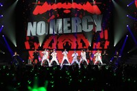 神奈川・パシフィコ横浜国立大ホール「B.A.P LIVE ON EARTH JAPAN」の様子。