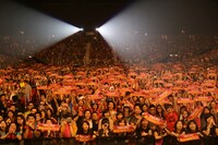 GLAY「GLAY ASIA TOUR 2013 "JUSTICE & GUILTY"」香港公演の様子。