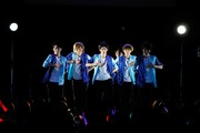 5月26日に東京・池袋アムラックスホールにて行われた「BULLET TRAIN FANMEETING Vol.03 ～アムラックスで一旦クライMAX!!～」の様子。