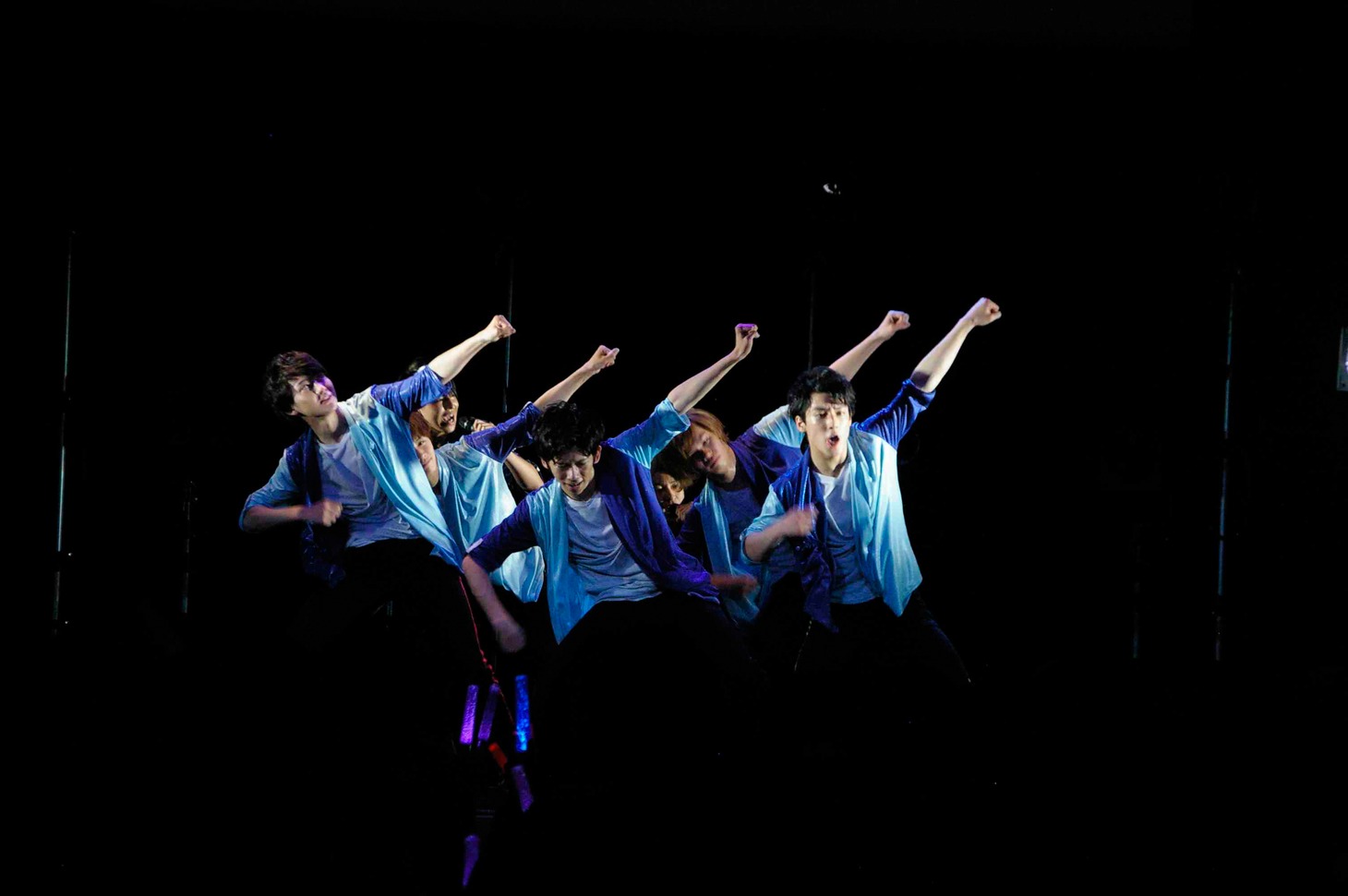 5月26日に東京・池袋アムラックスホールにて行われた「BULLET TRAIN FANMEETING Vol.03 ～アムラックスで一旦クライMAX!!～」の様子。