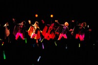 5月26日に東京・池袋アムラックスホールにて行われた「BULLET TRAIN FANMEETING Vol.03 ～アムラックスで一旦クライMAX!!～」の様子。