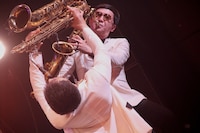 東京スカパラダイスオーケストラ「新たなる欲望」大阪公演の様子。