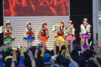 「チームしゃちほこ World Premium Japan Tour」MEGA WEB トヨタシティショウケース公演の様子。