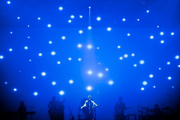 「amazarashi LIVE TOUR 2013『ねぇママ あなたの言うとおり』」渋谷公会堂公演の様子。