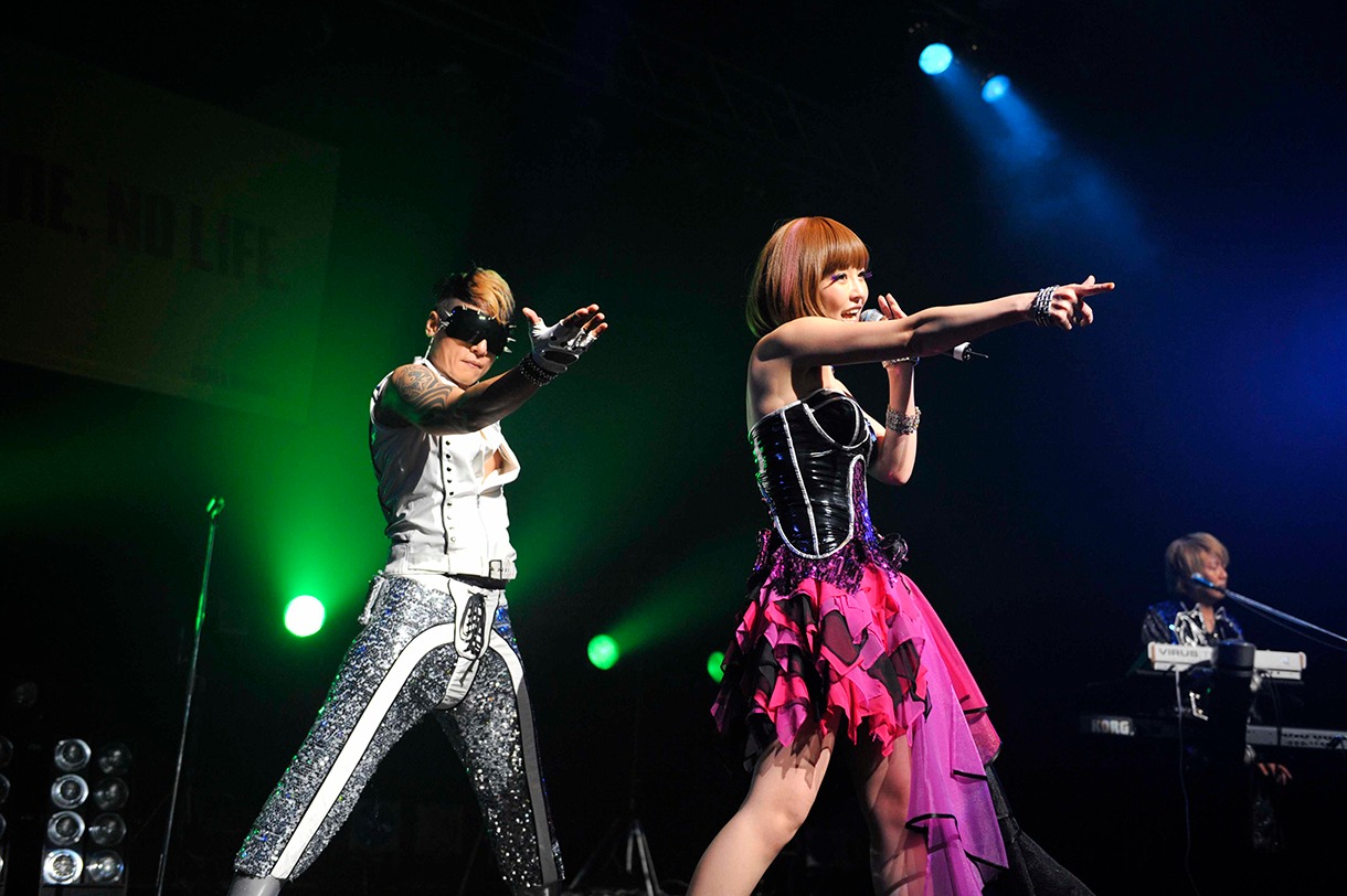写真左からMOTSU、MAON（ともにALTIMA）