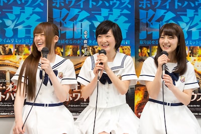 写真左から松村沙友理、生駒里奈、若月佑美。