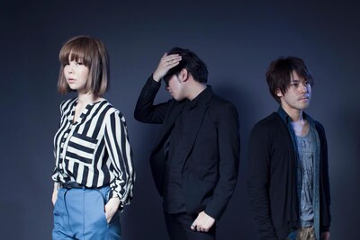 左からMEG、TeddyLoid、横山克。
