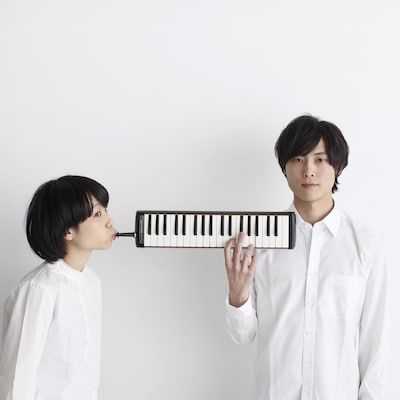 蜜「ひとりぼっちのレース」ジャケット