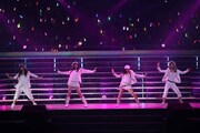 「エンドロール」を披露するAKB48研究生の相笠萌、SKE48研究生の日高優月、NMB48研究生の松村芽久未、HKT48研究生の坂口理子。(c)AKS