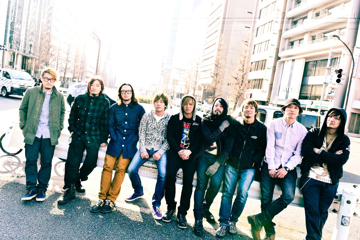 locofrank、HAWAIIAN6、dustboxの3組が集結。