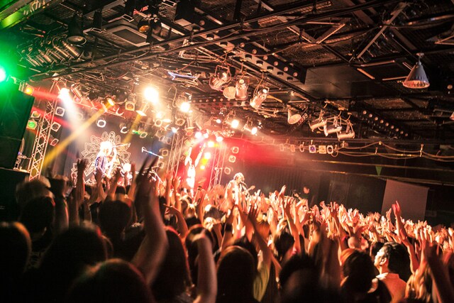 本日6月7日に沖縄・沖縄ナムラホールで行われた「MUCC Tour 2013 “Shangri-La”ウラファイナル」の様子。