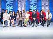 トーク収録時のオフショット。