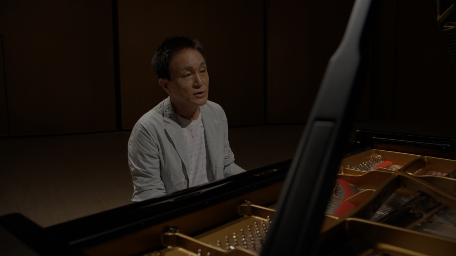 小田和正新曲PVのワンシーン。