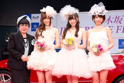 左から桂由美、松村沙友理、白石麻衣、橋本奈々未。