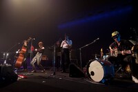 6月6日に東京・渋谷区文化総合センター大和田 さくらホールで行われた「EGO-WRAPPIN' live tour "steal a person's heart"」の様子。