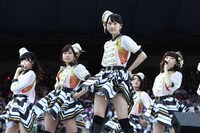 「美しい稲妻」を初披露するSKE48。(c)AKS