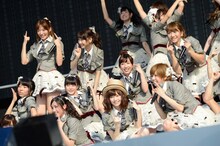 AKB48チームBによる「チームB推し」の模様。(c)AKS